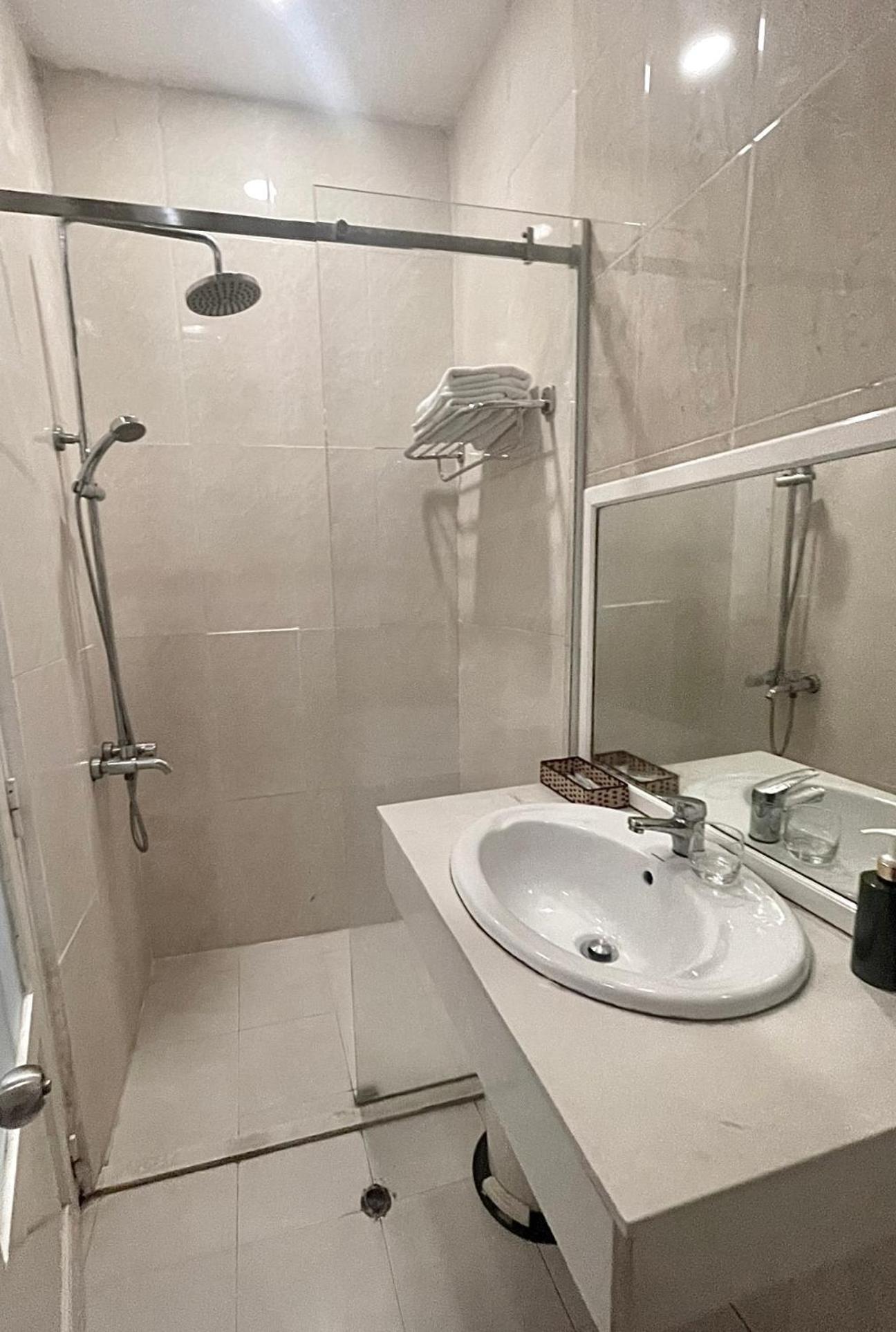 Queen Central Apartment Hotel Ho Şi Min Dış mekan fotoğraf